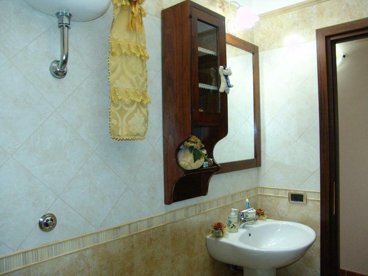 Bed and Breakfast Pompei House Скафати Экстерьер фото