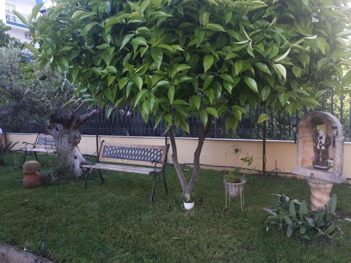 Bed and Breakfast Pompei House Скафати Экстерьер фото